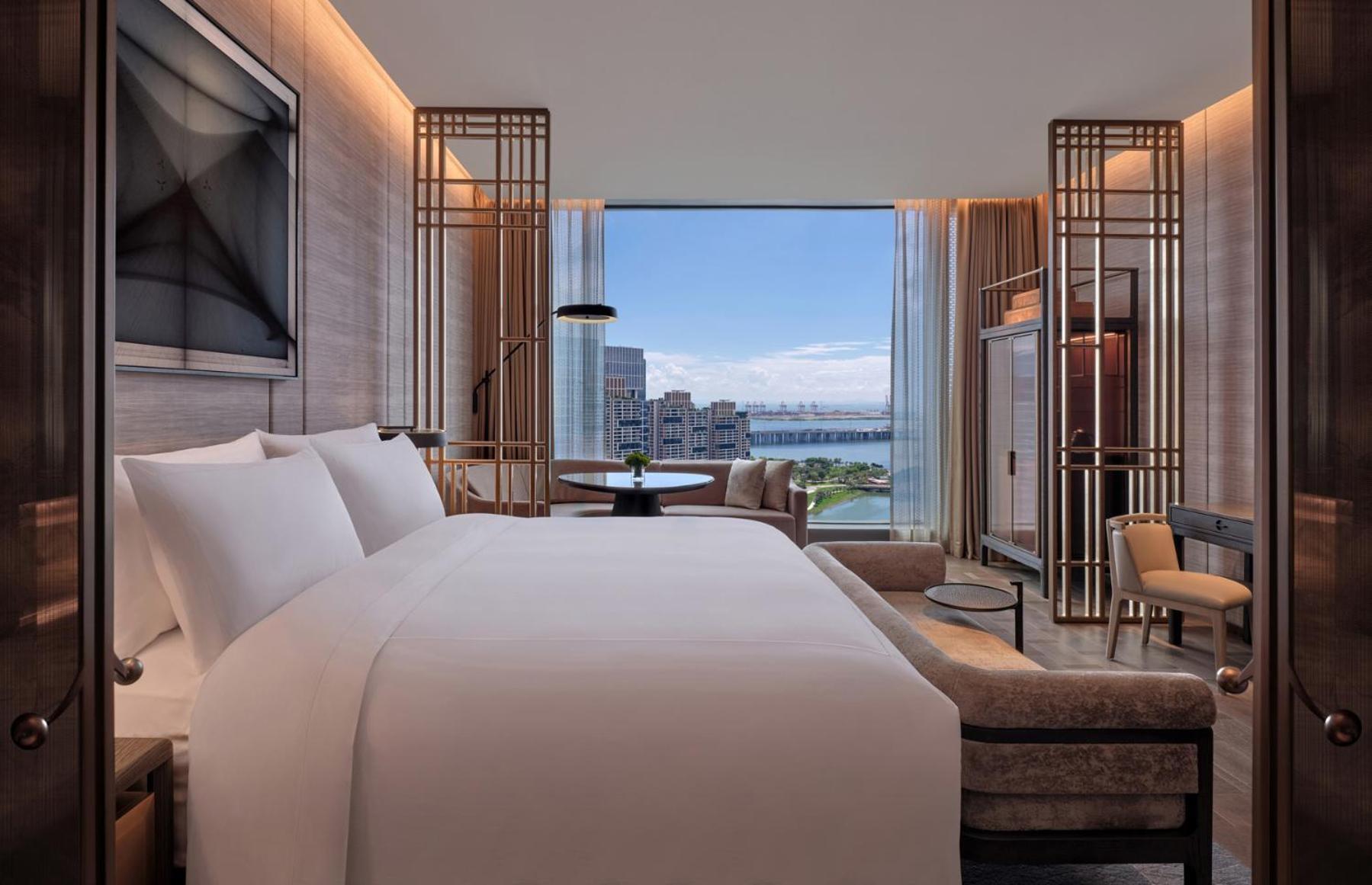 Conrad Shenzhen, The First Art Museum Hotel In Greater Bay Area With The Stunning Bay And Sunset View In The Hotel Terrace Экстерьер фото