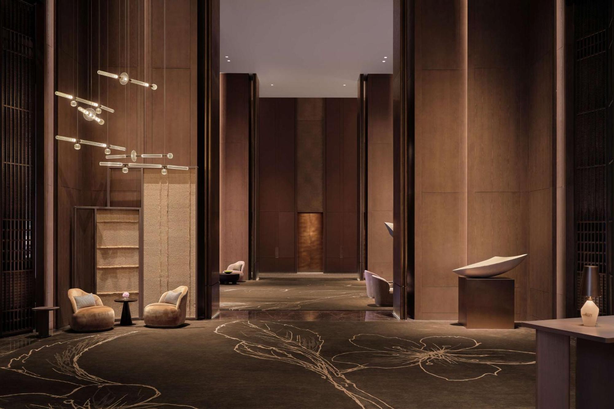 Conrad Shenzhen, The First Art Museum Hotel In Greater Bay Area With The Stunning Bay And Sunset View In The Hotel Terrace Экстерьер фото